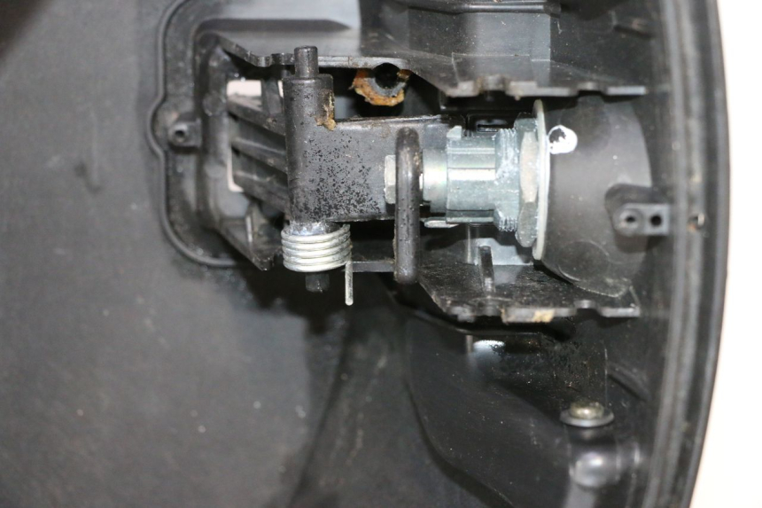 photo de MALETA PIAGGIO MP3 LT 400 (2007 - 2012) - Enfoque en la estructura