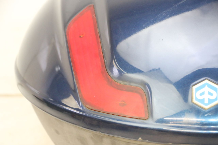 photo de MALETA PIAGGIO MP3 RL 250 (2006 - 2010) - Estado de la superficie y material