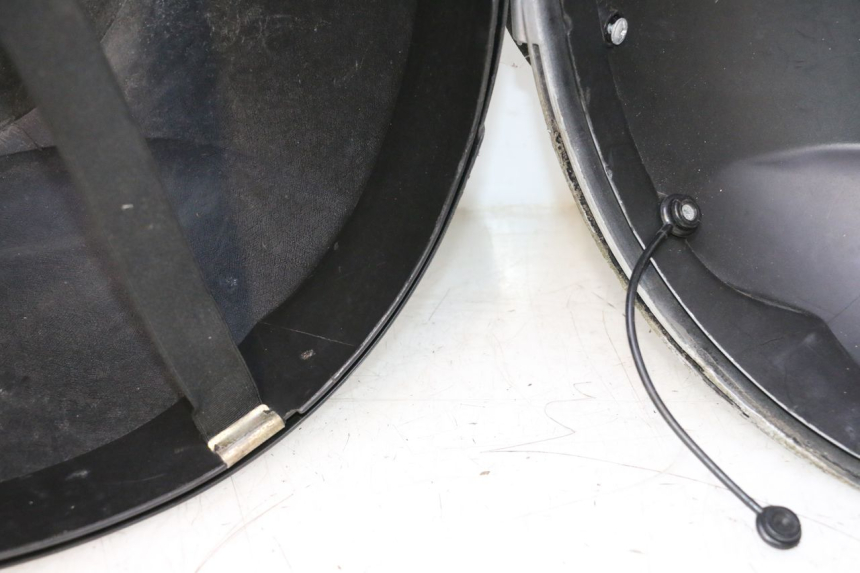 photo de MALETA PIAGGIO MP3 125 (2006 - 2014) - Vista principal