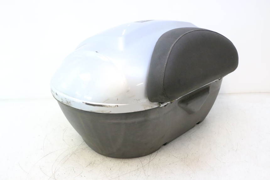 photo de MALETA PIAGGIO MP3 125 (2006 - 2014) - Detalles de los puntos de fijación