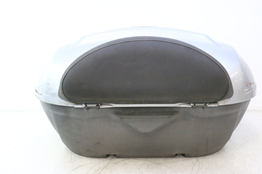 photo de MALETA PIAGGIO MP3 125 (2006 - 2014) - Estado de la superficie y material