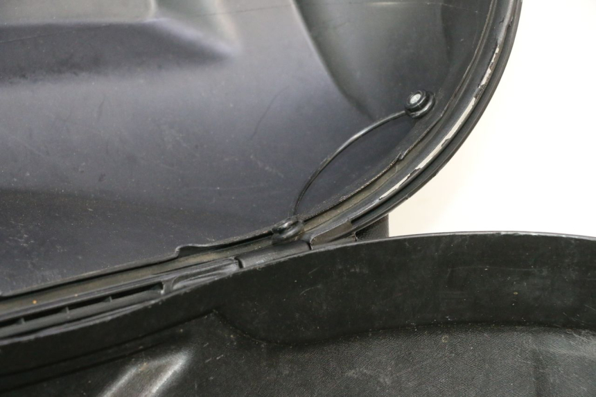 photo de MALETA PIAGGIO MP3 125 (2006 - 2014) - Otra vista del artículo