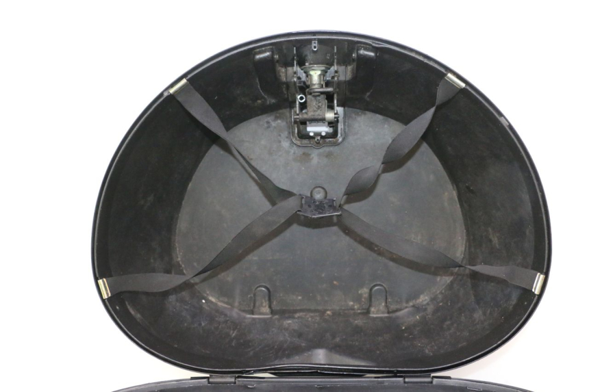 photo de MALETA PIAGGIO MP3 125 (2006 - 2014) - Estado de la superficie y material