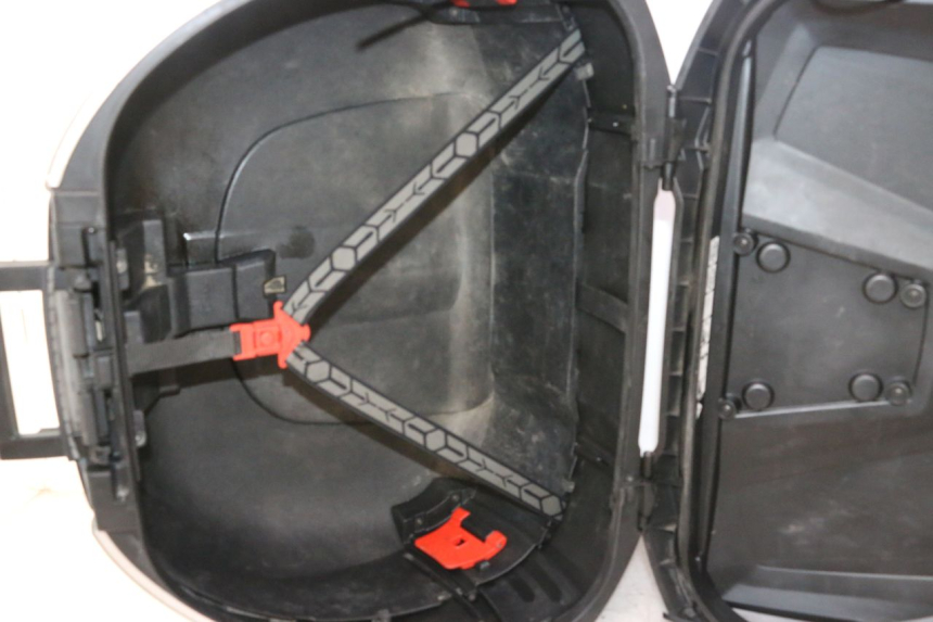 photo de MALETA PIAGGIO MP3 500 (2016 - 2018) - Características distintivas