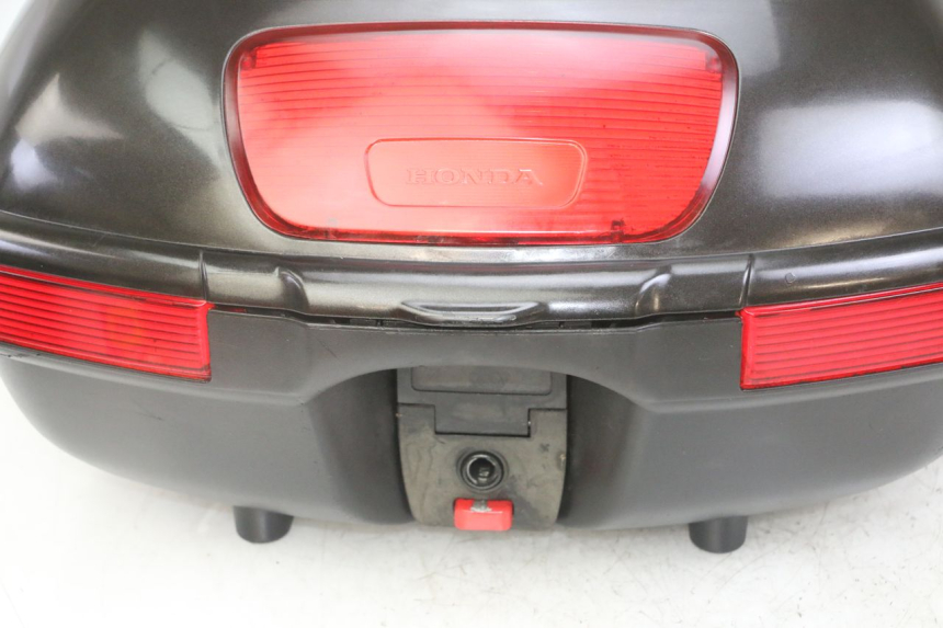 photo de MALETA HONDA NTV DEAUVILLE ABS 700 (2007 - 2016) - Enfoque en la estructura