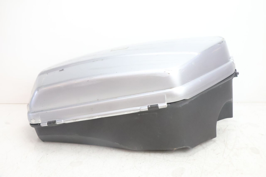 photo de MALETA APRILIA SCARABEO GT 125 (1999 - 2007) - Zoom sobre los componentes
