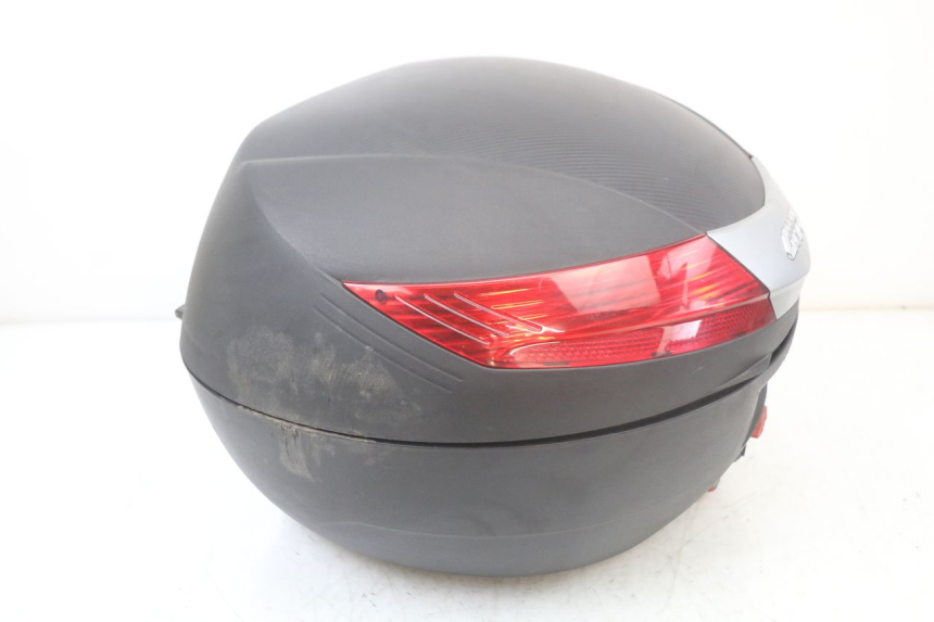 photo de MALETA KYMCO SUPER 8 125 (2008 - 2015) - Estado de la superficie y material