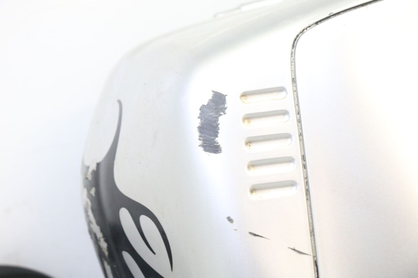 photo de MALETA PIAGGIO SUPER LX 125 (2000 - 2003) - Zoom sobre los componentes