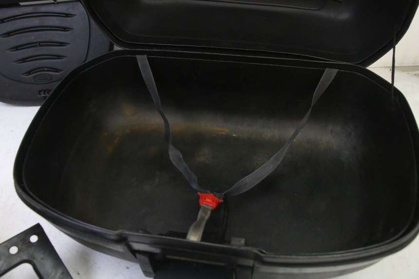 photo de MALETA PIAGGIO SUPER LX 125 (2000 - 2003) - Recambio usado revisado