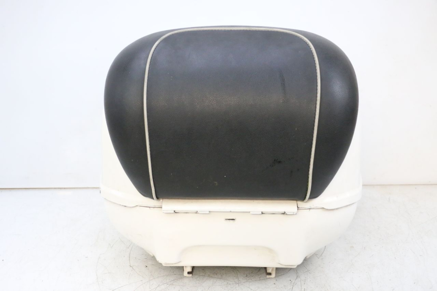 photo de MALETA PIAGGIO VESPA GTS SUPER IE 125 (2009 - 2016) - Inspección visual detallada