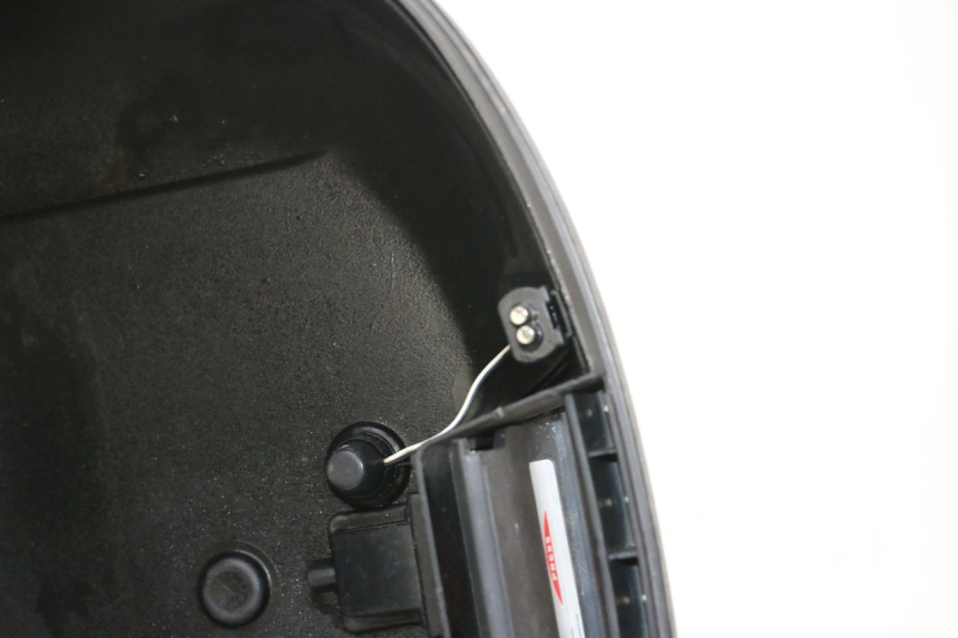 photo de MALETA YAMAHA XMAX X-MAX 125 (2006 - 2009) - Otra vista del artículo