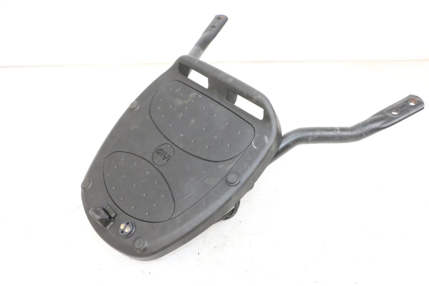 photo de MALETA YAMAHA XMAX X-MAX 125 (2006 - 2009) - Detalles de los puntos de fijación