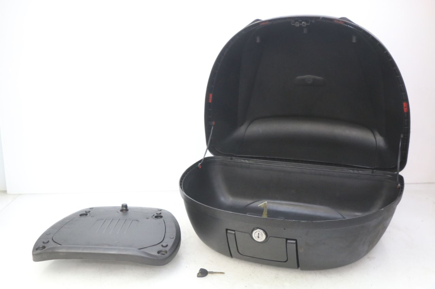 photo de TOP CASE YAMASAKI YM T 125 (2015 - 2020) - Vista principal