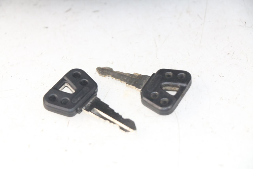 photo de MALETA YAMAHA YP X-MAX XMAX 400 (2014 - 2017) - Otra vista del artículo