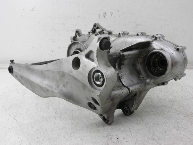 photo de RUEDA TRASERA ENGRANAJES YAMAHA XP T-MAX TMAX ABS 500 (2000 - 2003) - Otra vista del artículo