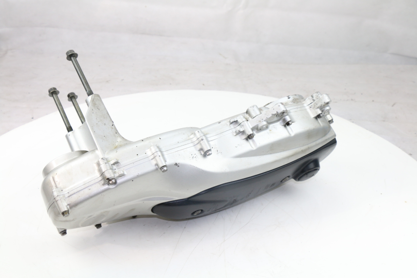 photo de RUEDA TRASERA ENGRANAJES YAMAHA XP T-MAX 500 (2000 - 2003) - Otra vista del artículo