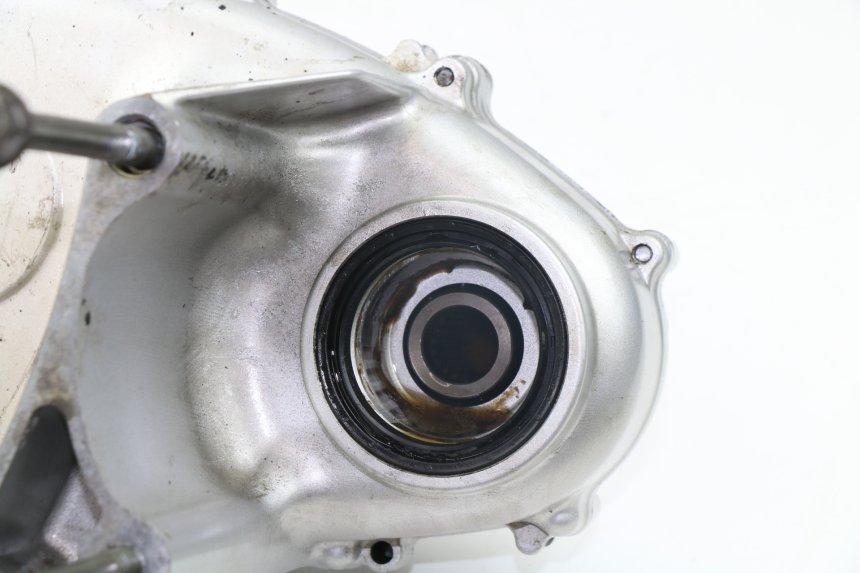 photo de RUEDA TRASERA ENGRANAJES YAMAHA XP T-MAX 500 (2000 - 2003) - Enfoque en la estructura