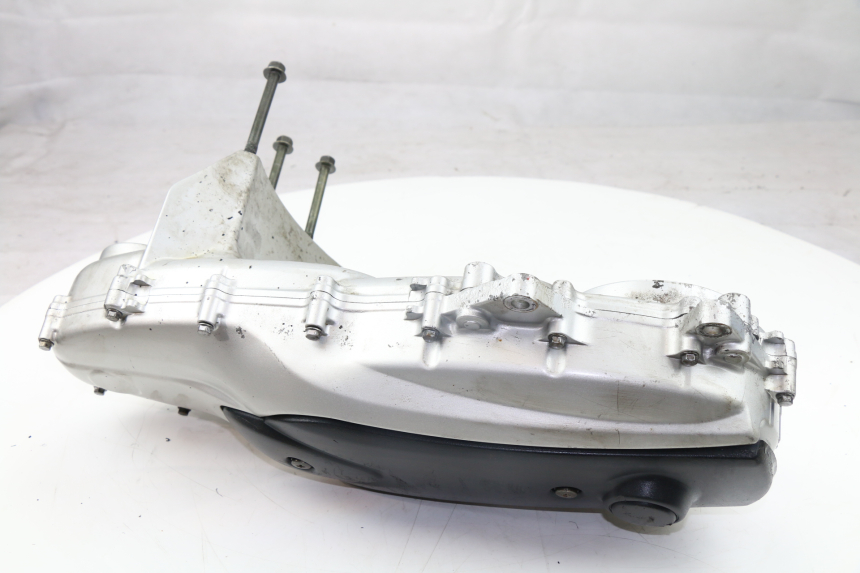 photo de RUEDA TRASERA ENGRANAJES YAMAHA XP T-MAX 500 (2000 - 2003) - Primer plano técnico