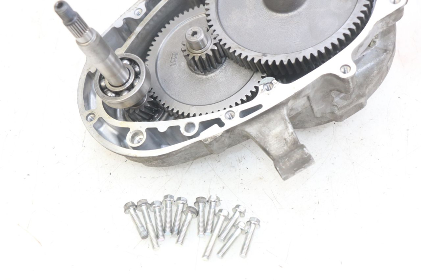 photo de TRANSMISIÓN DE LA RUEDA KYMCO AGILITY 16+ 4T 50 (2018 - 2023) - Zoom estado de uso