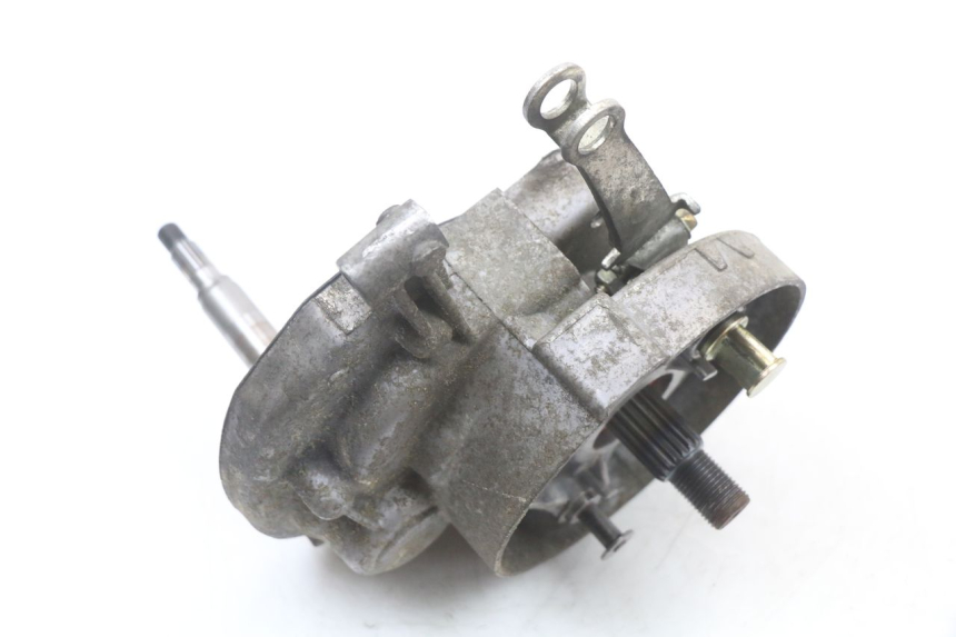 photo de TRANSMISIÓN DE LA RUEDA KYMCO AGILITY 4T 50 (2005 - 2018) - Primer plano de alta resolución