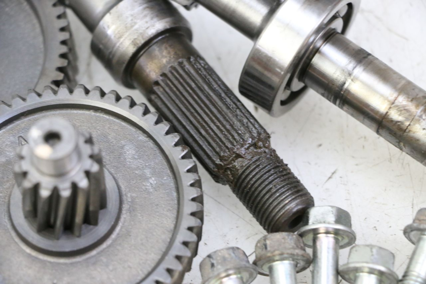 photo de TRANSMISIÓN DE LA RUEDA KYMCO AGILITY 4T 50 (2018 - 2022) - Inspección visual detallada