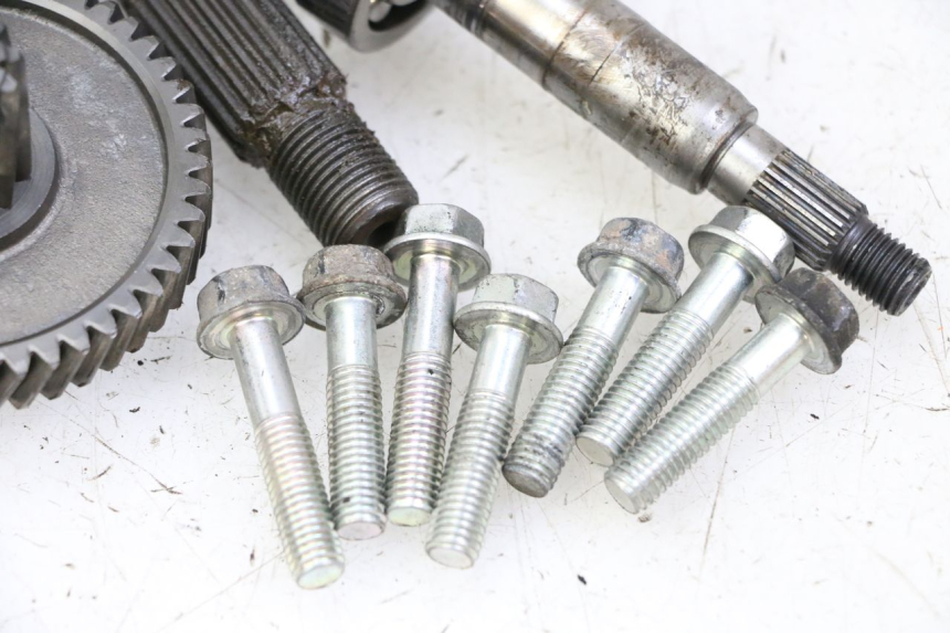 photo de TRANSMISIÓN DE LA RUEDA KYMCO AGILITY 4T 50 (2018 - 2022) - Ángulo de visión alternativo