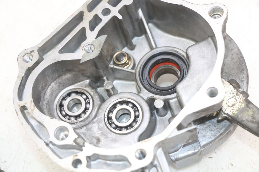 photo de TRANSMISIÓN DE LA RUEDA KYMCO AGILITY NAKED RENOUVO 2T 50 (2011 - 2018) - Primer plano de alta resolución