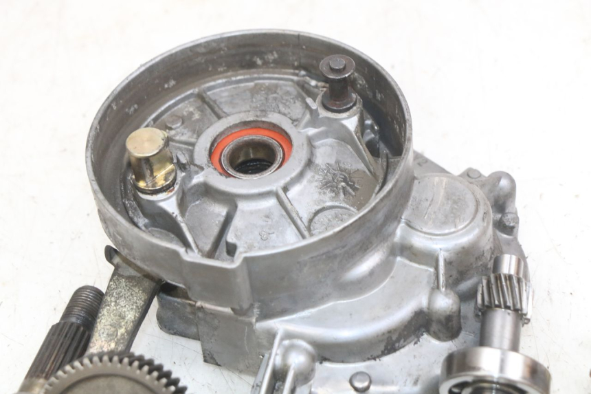 photo de TRANSMISIÓN DE LA RUEDA KYMCO AGILITY NAKED RENOUVO 2T 50 (2011 - 2018) - Detalles de los puntos de fijación