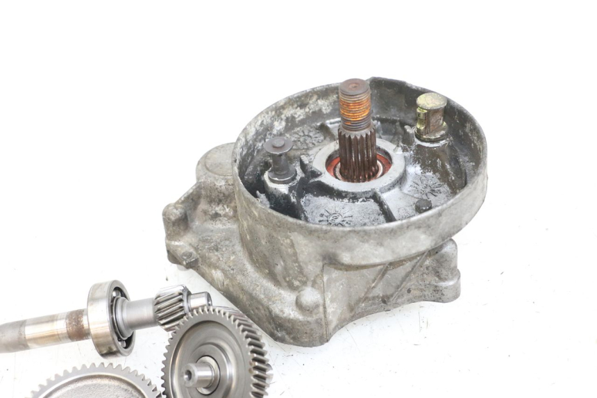 photo de RUEDA TRASERA ENGRANAJES KYMCO AGILITY PREMIUM 50 (2007 - 2010) - Otra perspectiva