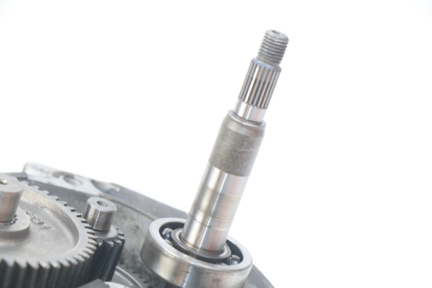 photo de TRANSMISIÓN DE LA RUEDA KYMCO AGILITY RS 2T 50 (2009 - 2013) - Otra perspectiva