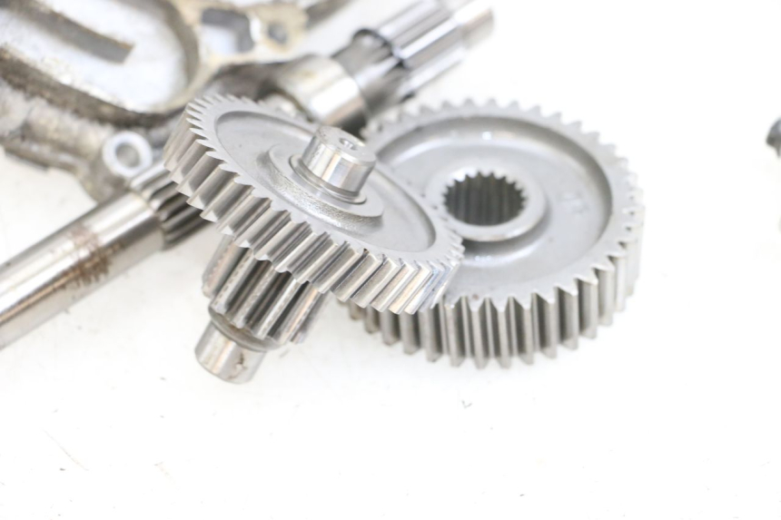 photo de TRANSMISIÓN DE LA RUEDA JONWAY AZTRAL 125 (2008 - 2017) - Detalles de los puntos de fijación