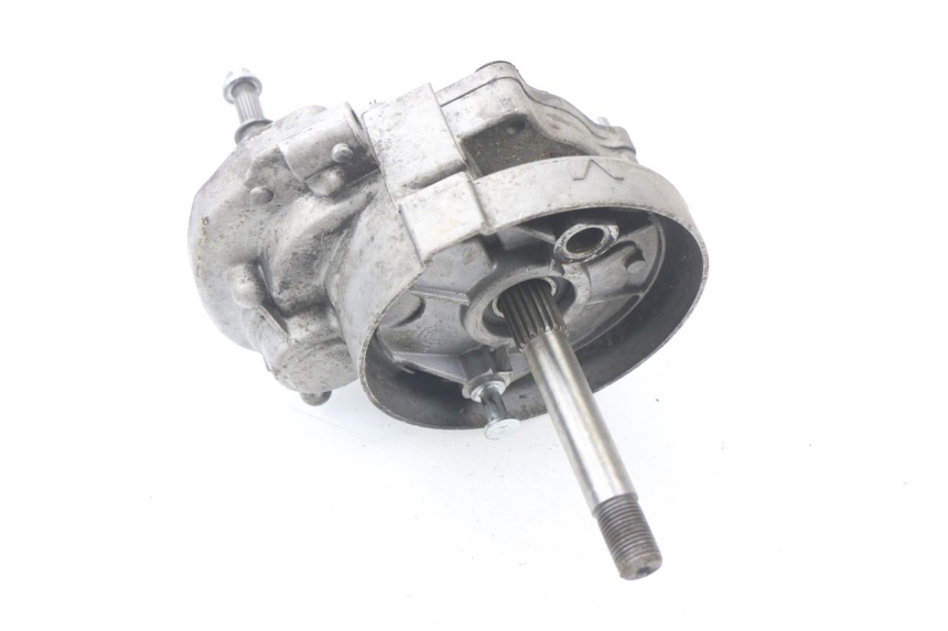 photo de RUEDA TRASERA ENGRANAJES BENZHOU YY50QT31 VINTAGE 50 (2009 - 2012) - Otra perspectiva