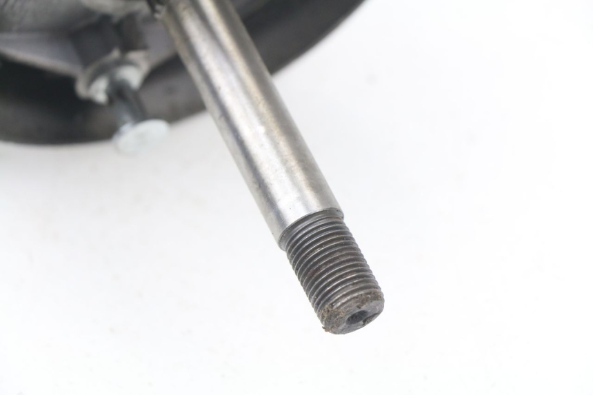 photo de RUEDA TRASERA ENGRANAJES BENZHOU YY50QT31 VINTAGE 50 (2009 - 2012) - Primer plano técnico