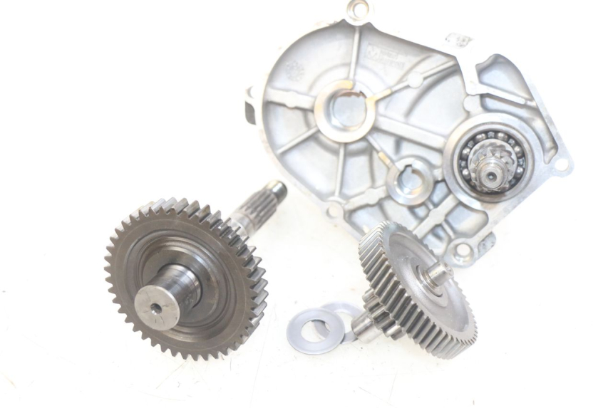 photo de TRANSMISIÓN DE LA RUEDA MBK BOOSTER SPIRIT 50 (1999 - 2003) - Primer plano de alta resolución