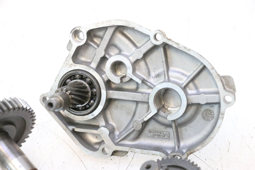 photo de RUEDA TRASERA ENGRANAJES MBK BOOSTER SPIRIT 50 (1996 - 1999) - Enfoque en la estructura