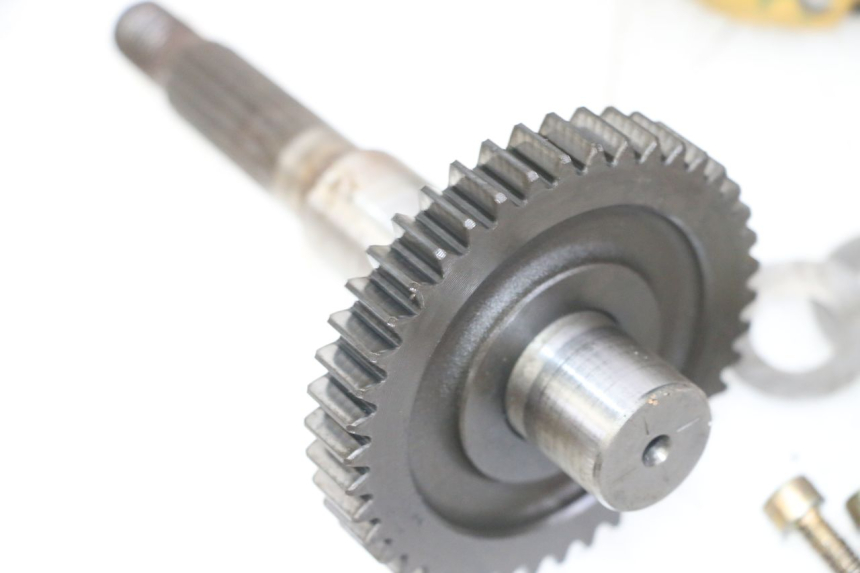 photo de RUEDA TRASERA ENGRANAJES MBK BOOSTER SPIRIT NAKED 50 (2004 - 2017) - Características distintivas