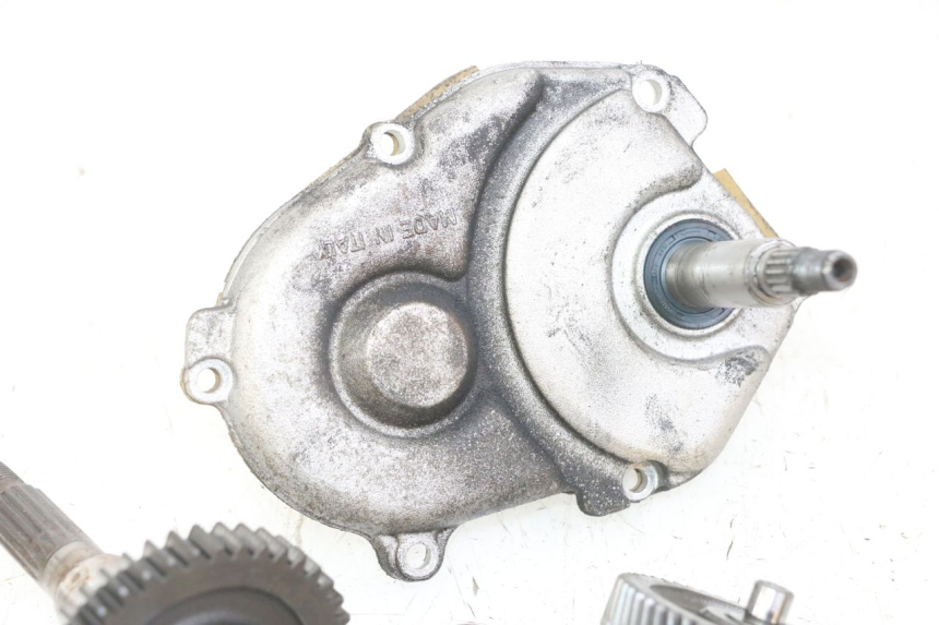 photo de RUEDA TRASERA ENGRANAJES MBK BOOSTER SPIRIT NAKED 50 (2004 - 2017) - Detalles de los puntos de fijación