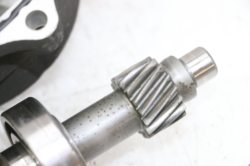 photo de TRANSMISIÓN DE LA RUEDA SUZUKI BURGMAN 125 (2007 - 2014) - Enfoque en la estructura