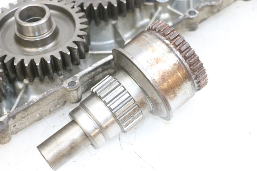 photo de RUEDA TRASERA ENGRANAJES SUZUKI BURGMAN 650 (2013 - 2020) - Primer plano de alta resolución