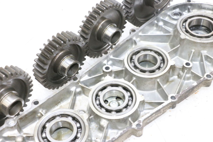 photo de RUEDA TRASERA ENGRANAJES SUZUKI BURGMAN 650 (2013 - 2020) - Enfoque en la estructura