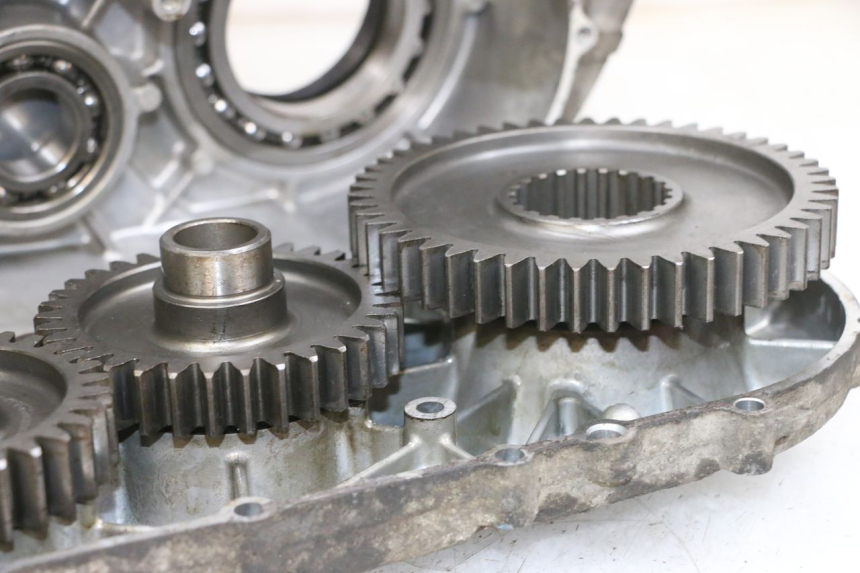 photo de RUEDA TRASERA ENGRANAJES SUZUKI BURGMAN 650 (2013 - 2020) - Detalles de los puntos de fijación