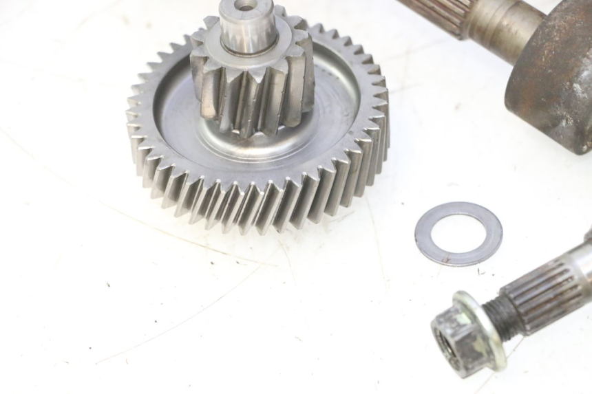 photo de TRANSMISIÓN DE LA RUEDA SUZUKI BURGMAN 125 (2007 - 2014) - Características distintivas