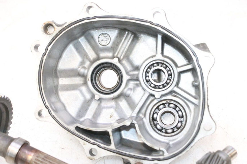 photo de TRANSMISIÓN DE LA RUEDA SUZUKI BURGMAN 125 (2007 - 2014) - Enfoque en la estructura