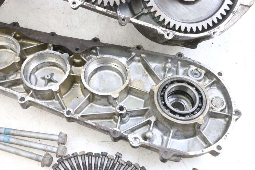 photo de RUEDA TRASERA ENGRANAJES SUZUKI BURGMAN EXECUTIVE ABS 650 (2006 - 2012) - Ángulo de visión alternativo