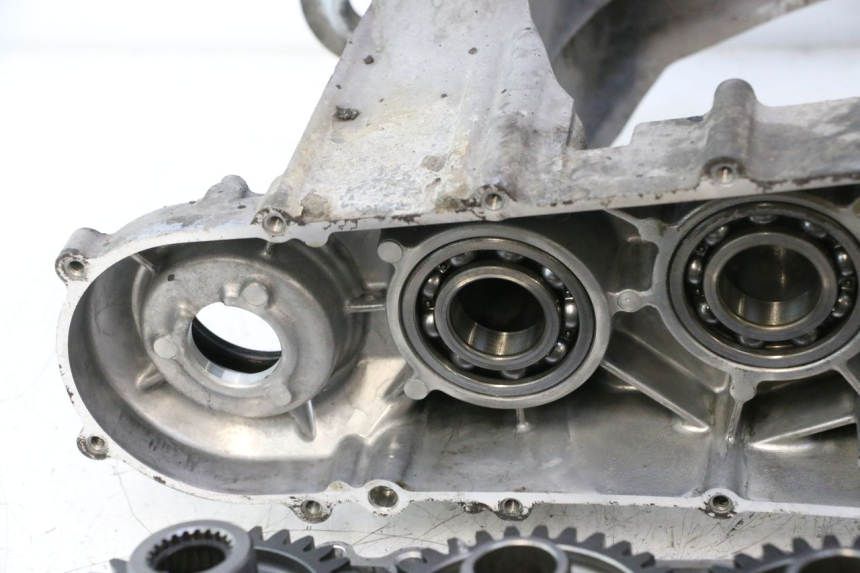 photo de RUEDA TRASERA ENGRANAJES SUZUKI BURGMAN EXECUTIVE ABS 650 (2006 - 2012) - Otra perspectiva
