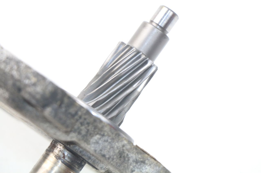 photo de TRANSMISIÓN DE LA RUEDA YAMAHA BW'S 50 (1999 - 2003) - Primer plano de alta resolución