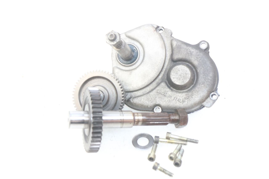 photo de TRANSMISIÓN DE LA RUEDA YAMAHA BW'S 50 (1999 - 2003) - Primer plano técnico