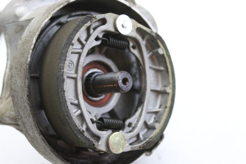 photo de TRANSMISIÓN DE LA RUEDA MASH CITY 4T 50 (2018 - 2020) - Detalles de los puntos de fijación