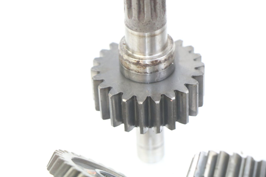 photo de TRANSMISIÓN DE LA RUEDA SUZUKI CP 80 (1985 - 1996) - Estado de la superficie y material