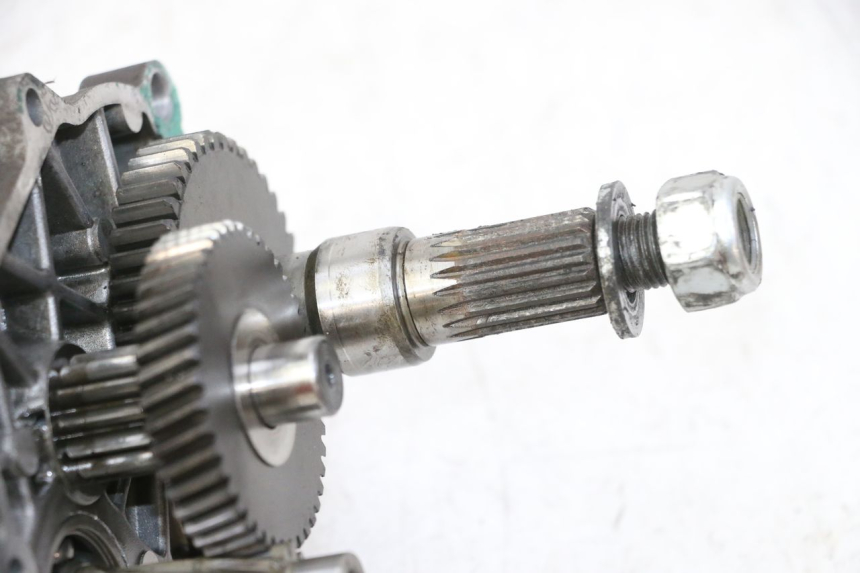 photo de RUEDA TRASERA ENGRANAJES PEUGEOT ELYSTAR 50 (2002 - 2014) - Detalles de los puntos de fijación